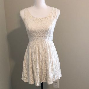 White lace dress